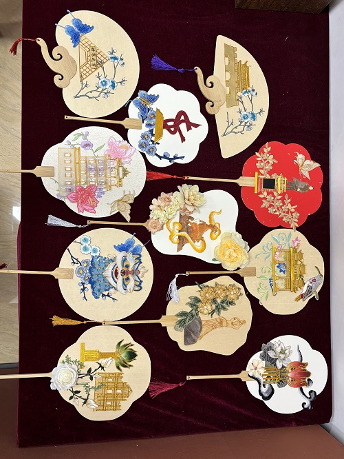 best365官网获一等奖作品（梁汶栩、罗文慧 、余亚茜：风起港珠澳）.jpg